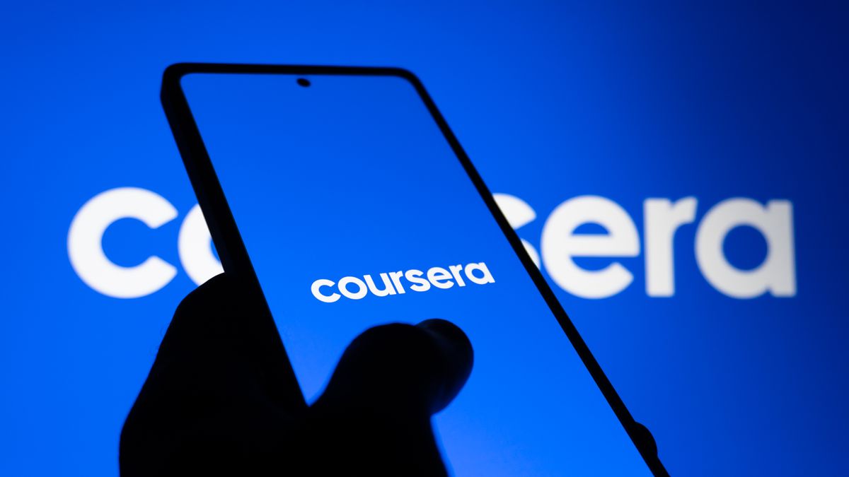 smartphone showing online learning app