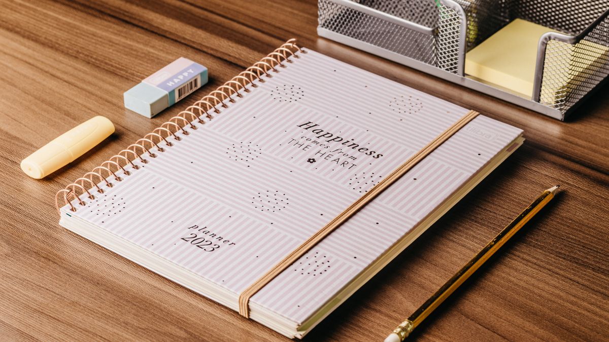 study planner calendar desk
