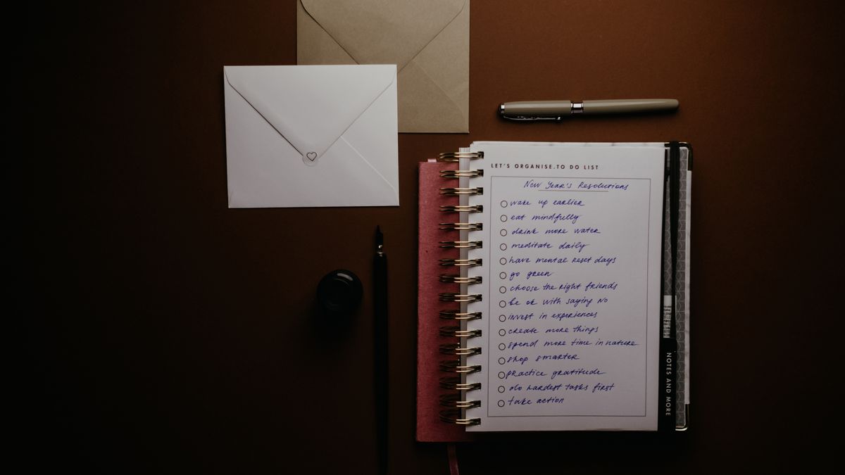 notebook checklist pen desk study planning