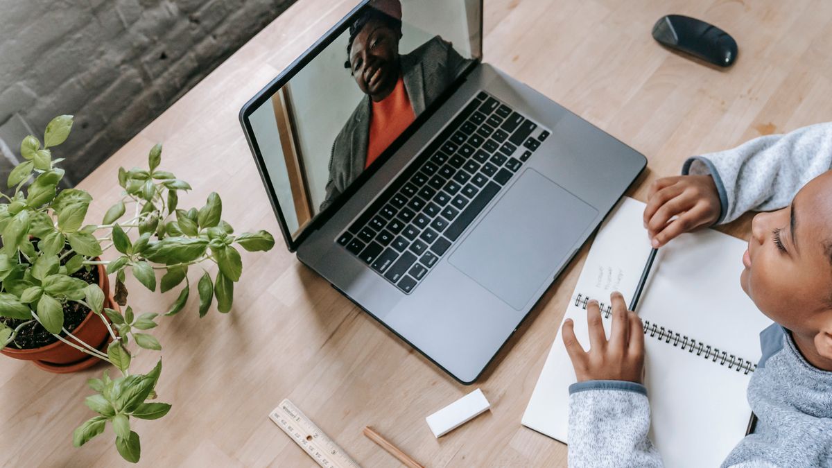 online learning laptop desk