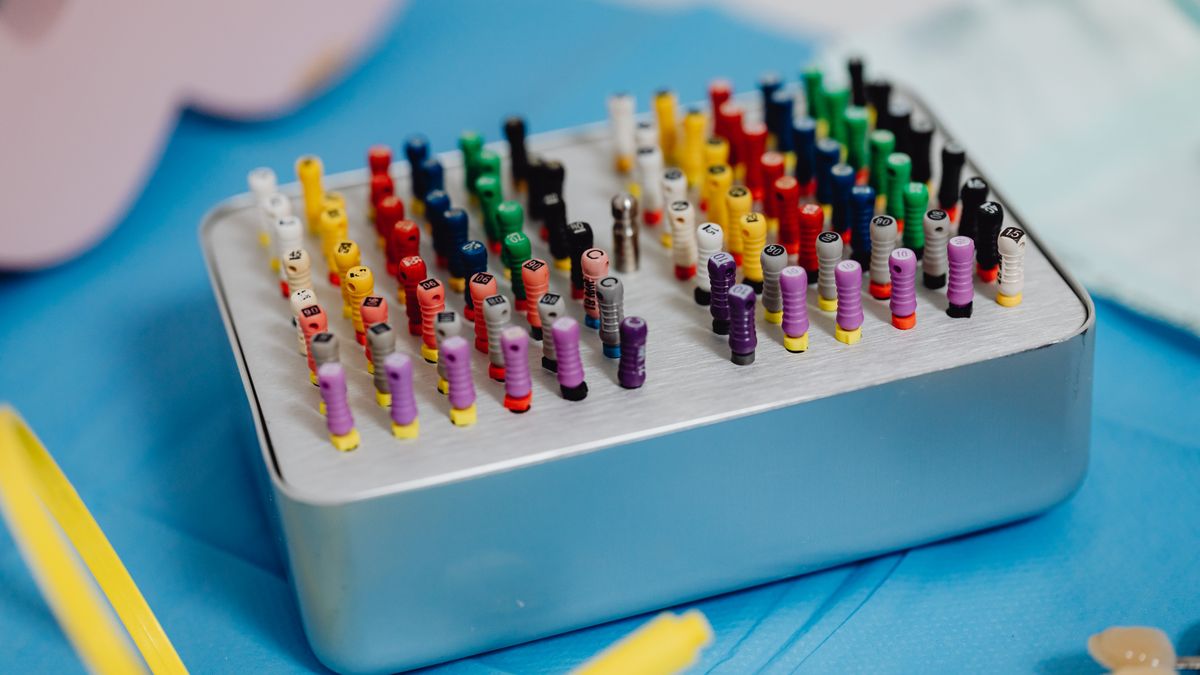 dental instruments tray clinic